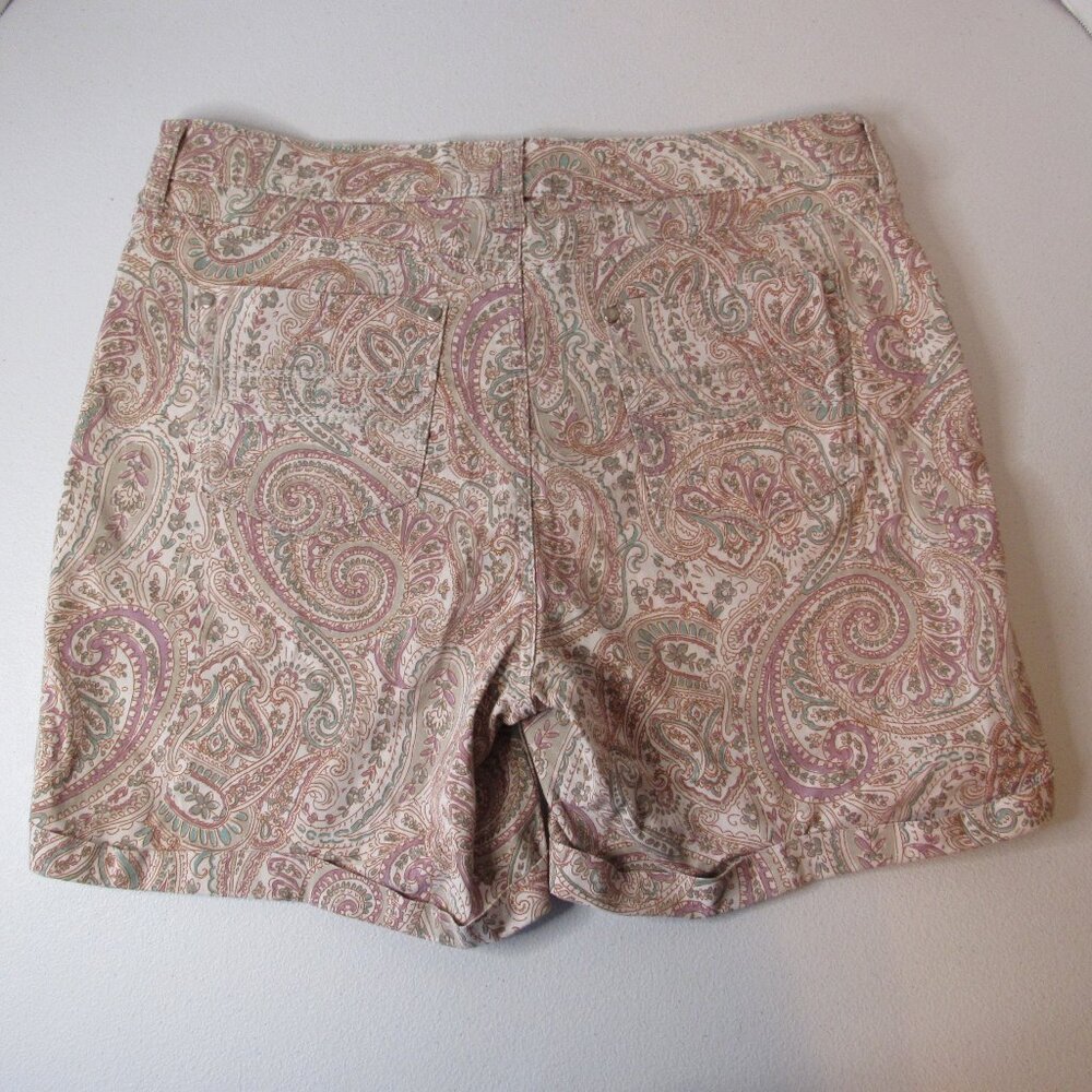 Women's Bandolino Cuffed Amy Shorts Size 10 Missy Cream/Aqua/Tan/Violet Paisley - Picture 2 of 7